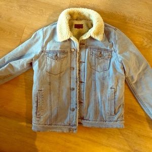 Jean jacket with fleece